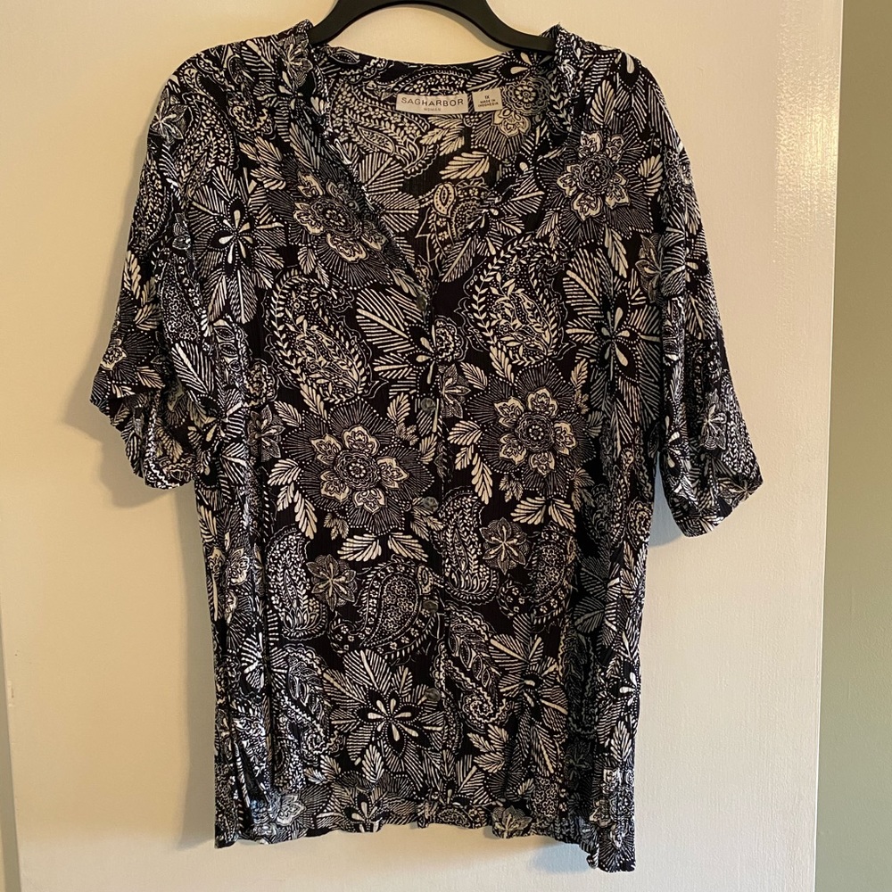 Black and White Bottom Down Blouse